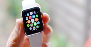 Les influenceurs TikTok arborent l'Apple Watch… à la cheville ! | TechCrunch