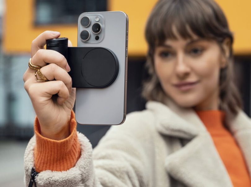 Leica LUX Grip Révolutionnez la Photographie sur iPhone