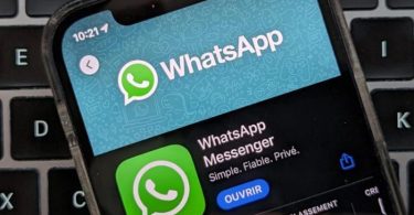Comment transformer WhatsApp en application par défaut pour vos messages et appels sur iPhone