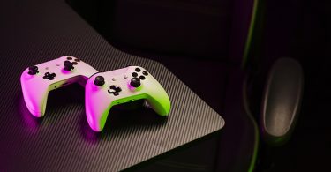 Séduisante révolution : découvrez la Nacon Revolution X Unlimited pour Xbox, déjà disponible en précommande
