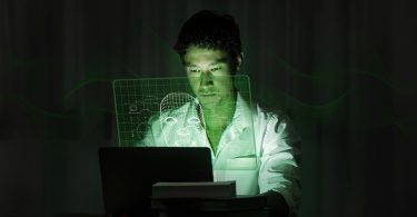 Qui se cache vraiment derrière la cyberattaque massive sur X ? Découvrez l'avis des experts sur les déclarations d'Elon Musk