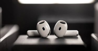 AirPods Pro 2 ou AirPods 4 ANC : lequel choisir pour un meilleur achat ?