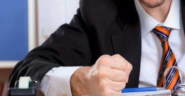 Votre patron affirme que l'IA ne vous volera pas votre emploi - découvrez pourquoi votre salaire et votre tranquillité d'esprit pourraient cependant être menacés