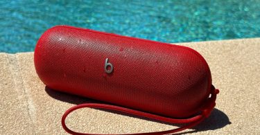 L'impressionnante enceinte portable Beats Pill se décline en deux nouvelles couleurs magnifiques pour cet été
