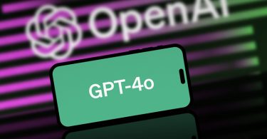 Selon OpenAI, ChatGPT sera moins restreint sur les sujets sensibles