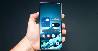 Le Google Pixel 10 pourrait surpasser le Samsung Galaxy S25 avec sa recharge façon MagSafe