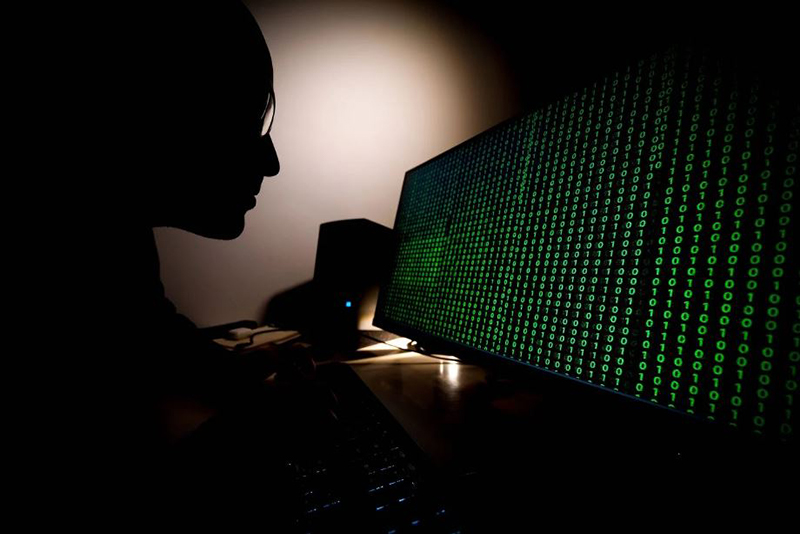 L'homme britannique à l'origine du groupe de hackers IntelBroker accusé d'avoir volé des millions