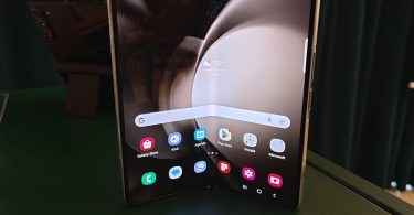 Une fuite révèle le nom et la date de lancement du Samsung tri-fold
