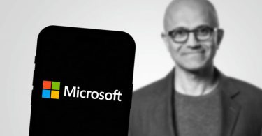Le CEO de GitHub démissionne un nouvel indice de son intégration par Microsoft