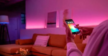 Que vaut vraiment la nouvelle gamme Philips Hue Essential face à la profusion de lumières connectées abordables