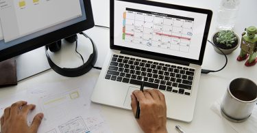 Vous souhaitez obtenir une nouvelle fonctionnalité de Google Calendar immédiatement Devenez simplement un PDG de la tech