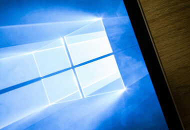 Ne sous-estimez pas les mises à jour prolongées de Windows 10 le nombre de failles de sécurité corrigées par le dernier patch pourrait vous faire changer d’avis