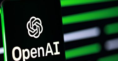 eBay et OpenAI s'unissent pour former les petites entreprises à exploiter pleinement l'IA